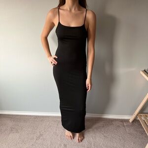 XS Elegant Black Maxi Dress